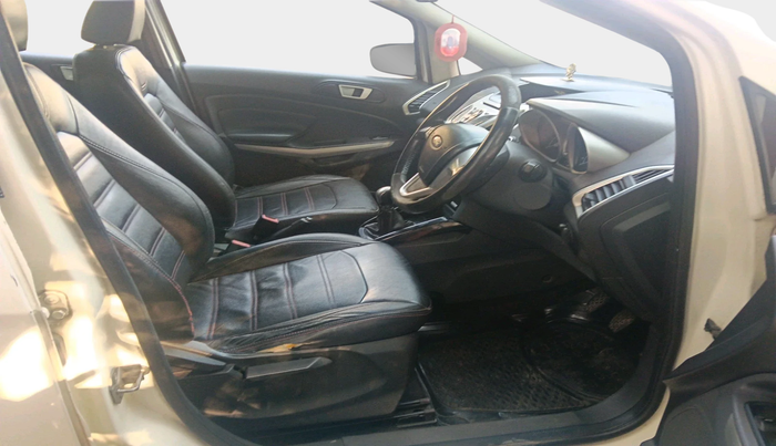 2015 Ford Ecosport TITANIUM+ 1.5L DIESEL, Diesel, Manual, 1,28,140 km, interior