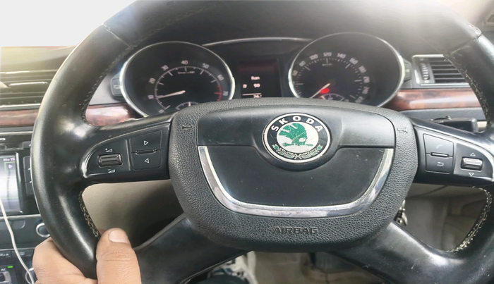 2011 Skoda Superb ELEGANCE 1.8 TSI MT, Petrol, Manual, 80,741 km, interior