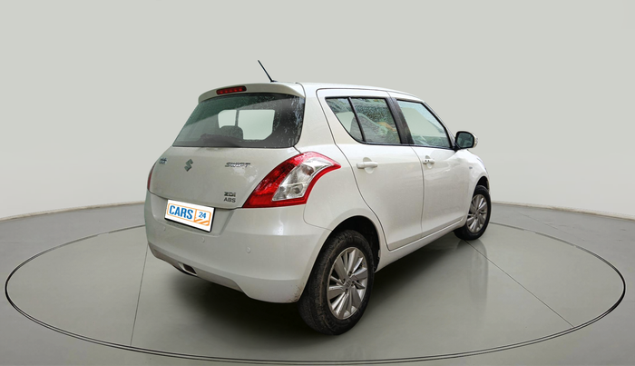 2015 Maruti Swift ZDI, Diesel, Manual, 1,25,615 km, exterior