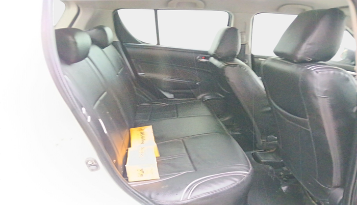 2015 Maruti Swift ZDI, Diesel, Manual, 1,25,615 km, interior