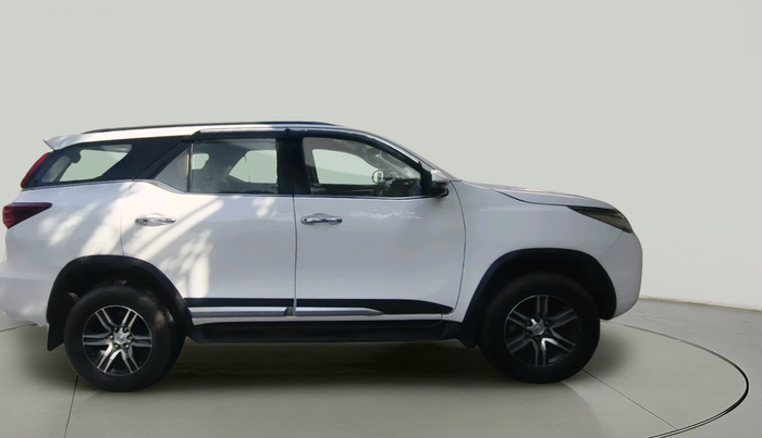 2018 Toyota Fortuner 2.8 4X2 AT, Diesel, Automatic, 1,30,639 km, exterior