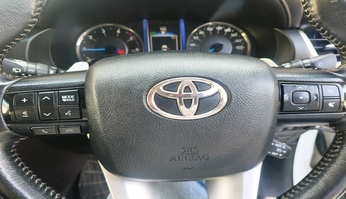 2018 Toyota Fortuner 2.8 4X2 AT, Diesel, Automatic, 1,30,639 km, interior