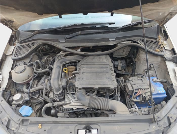 2020 Volkswagen Vento HIGHLINE 1.0L TSI, Petrol, Manual, 79,594 km, exterior