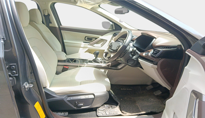 2024 Tata Safari Accomplished Plus, Diesel, Manual, 79,406 km, interior