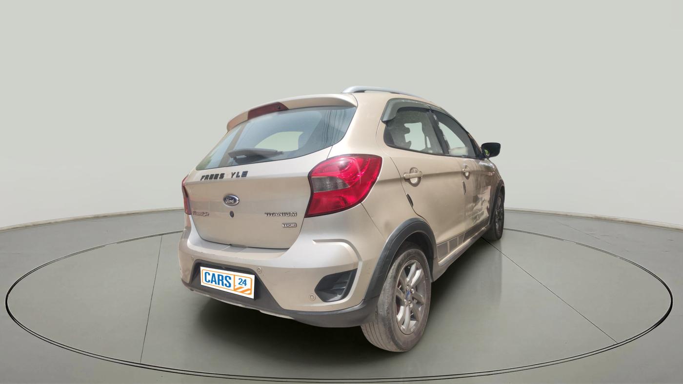 2018 Ford FREESTYLE TITANIUM PLUS 1.5 DIESEL, Diesel, Manual, 2,77,027 km, exterior