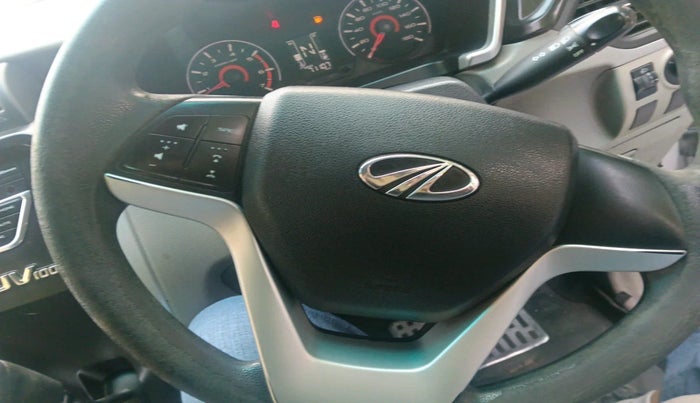 2016 Mahindra Kuv100 K6 PLUS 6 STR, Petrol, Manual, 71,107 km, interior