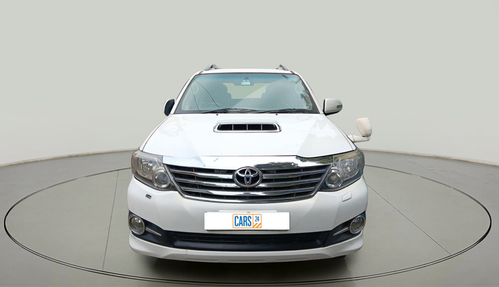 2014 Toyota Fortuner 3.0 4X2 AT, Diesel, Automatic, 2,11,313 km, exterior