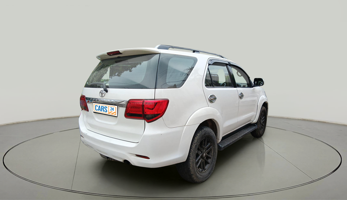 2014 Toyota Fortuner 3.0 4X2 AT, Diesel, Automatic, 2,11,313 km, exterior