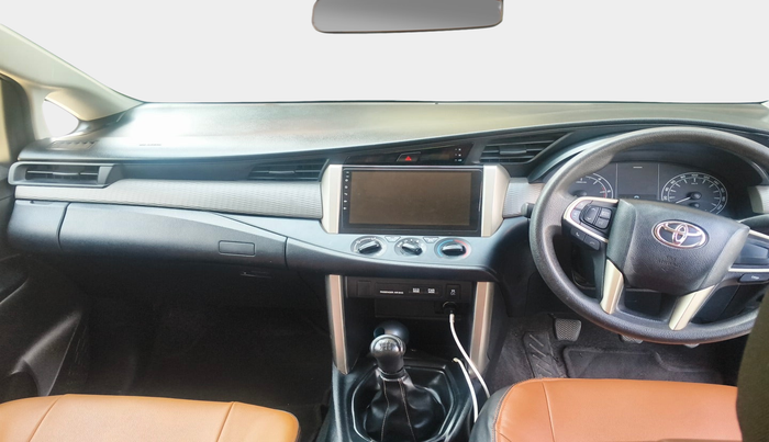 2020 Toyota Innova Crysta 2.4 G 7 STR, Diesel, Manual, 72,295 km, interior