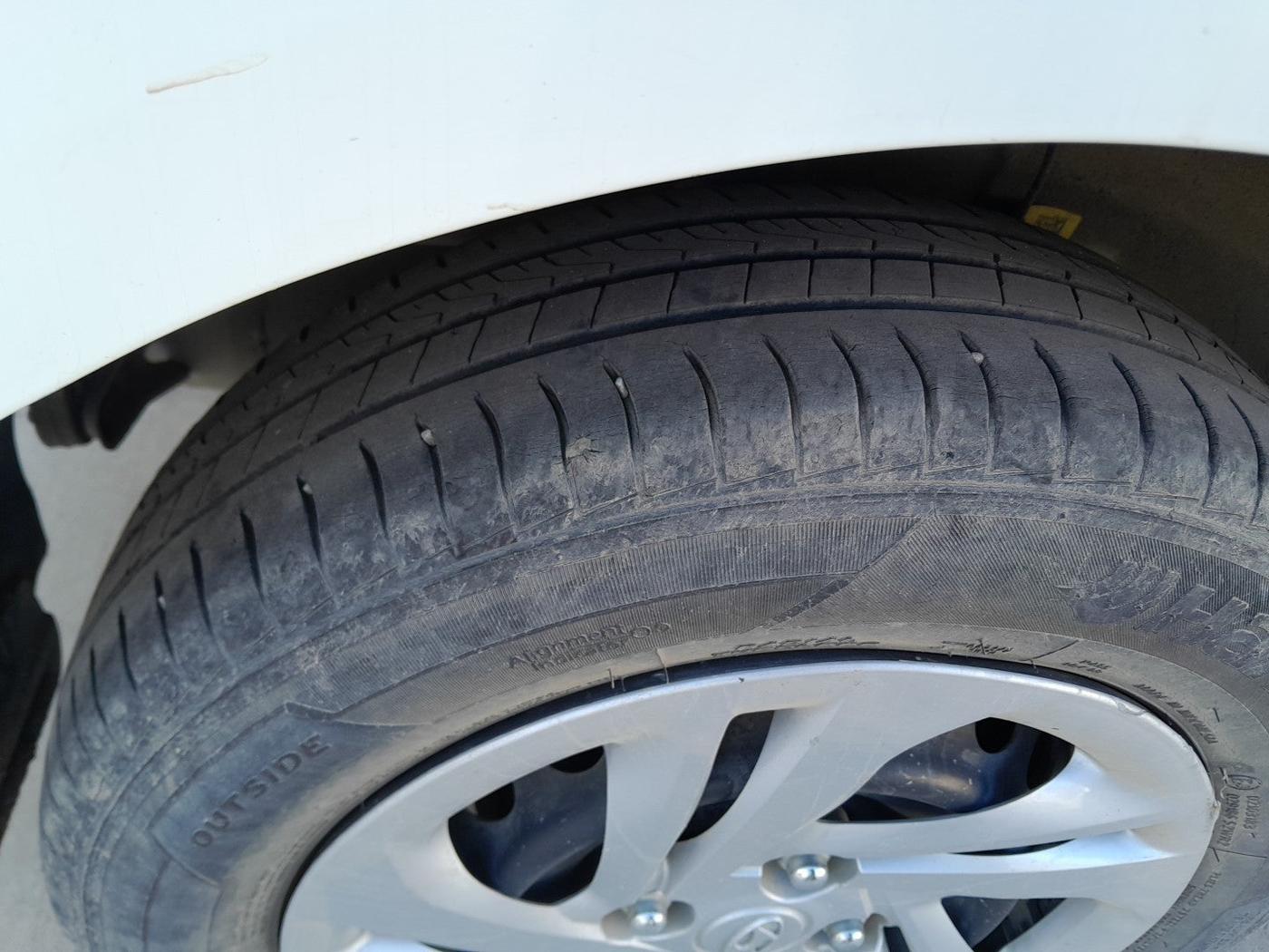 2021 Hyundai AURA S 1.2, Petrol, Manual, 20,624 km, tyre