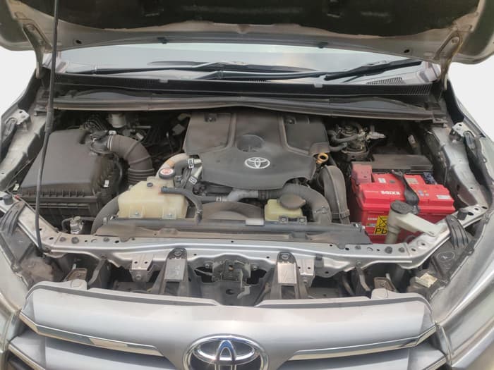 2018 Toyota Innova Crysta 2.4 ZX 7 STR, Diesel, Manual, 2,27,847 km, exterior