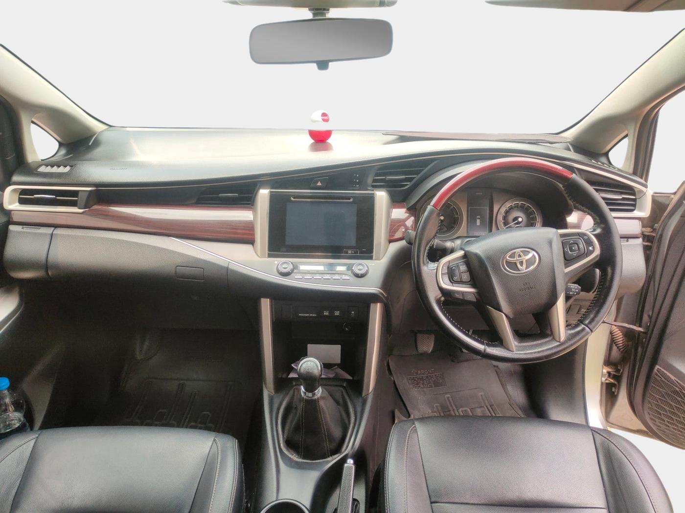 2018 Toyota Innova Crysta 2.4 ZX 7 STR, Diesel, Manual, 2,27,847 km, interior