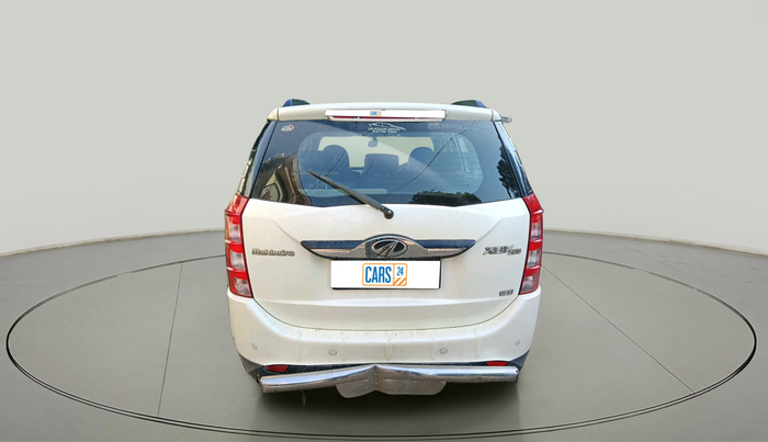 2018 Mahindra XUV500 W9, Diesel, Manual, 82,784 km, exterior