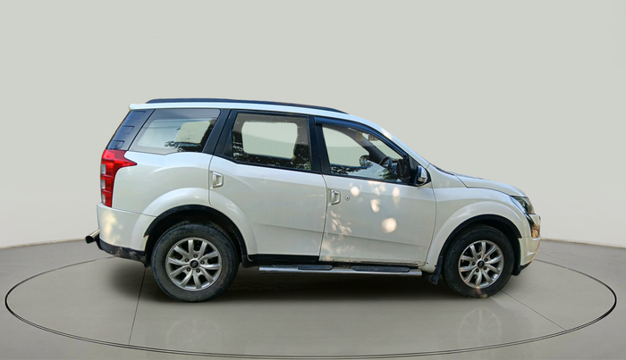 2018 Mahindra XUV500 W9, Diesel, Manual, 82,784 km, exterior