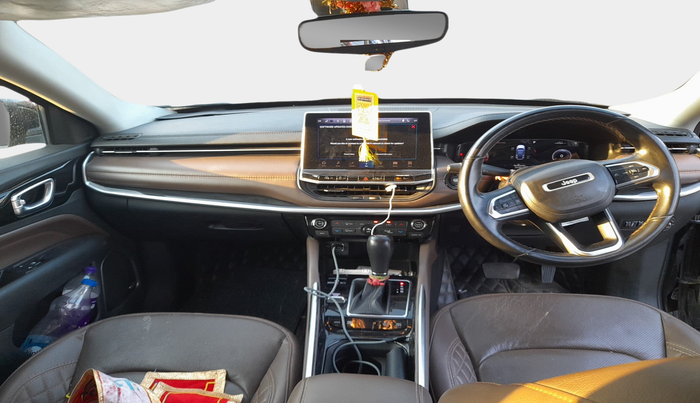 2023 Jeep MERIDIAN LIMITED (O) 4X4 AT, Diesel, Automatic, 24,200 km, interior