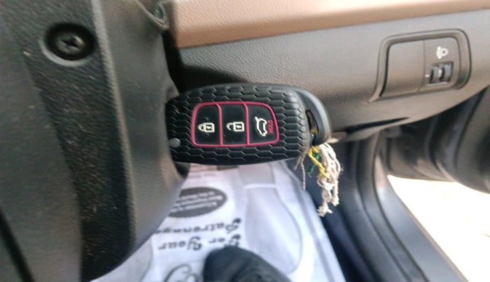 2019 Hyundai Elite i20 SPORTZ PLUS 1.2, Petrol, Manual, 85,615 km, interior