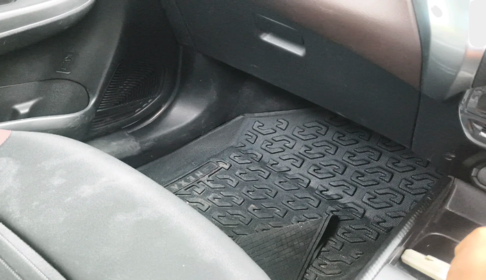 2023 Maruti FRONX SIGMA 1.2 MT, Petrol, Manual, 21,295 km, interior