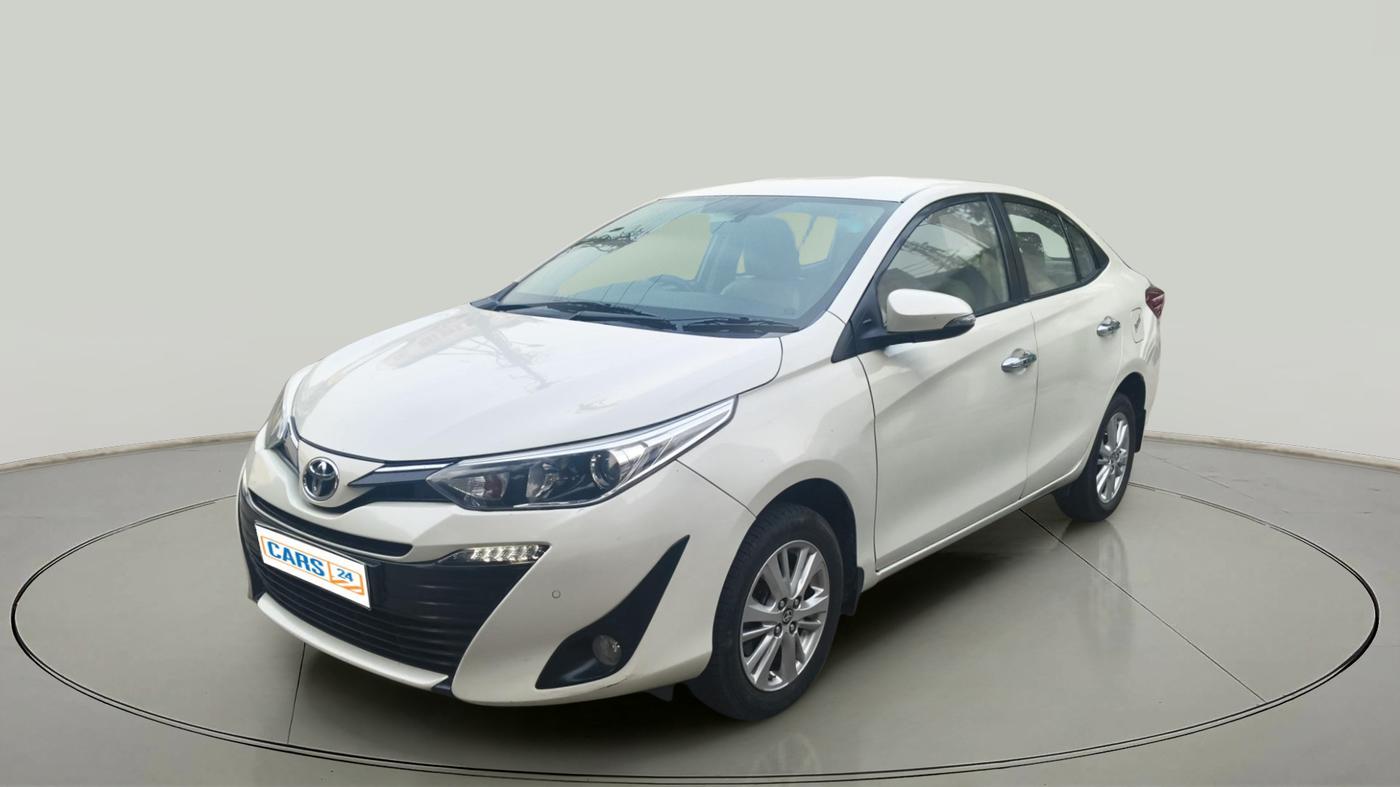 2018 Toyota YARIS VX CVT, Petrol, Automatic, 91,189 km, exterior