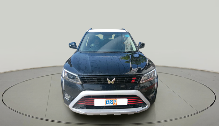 2022 Mahindra XUV300 W8 (O) 1.2 PETROL, Petrol, Manual, 42,819 km, exterior