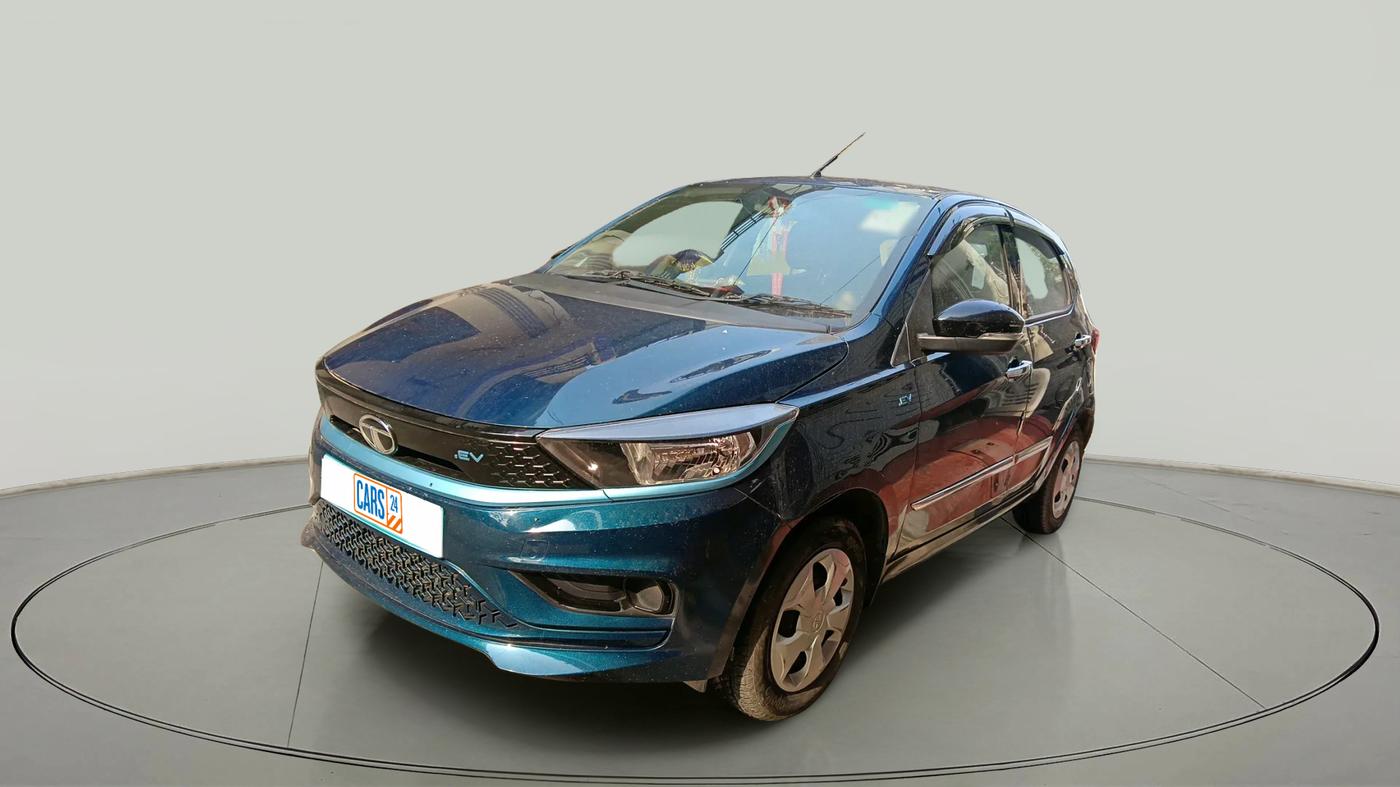 2023 Tata TIAGO EV XT LONG RANGE, Electric, Automatic, 29,500 km, exterior