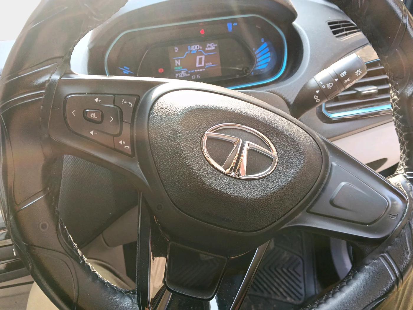 2023 Tata TIAGO EV XT LONG RANGE, Electric, Automatic, 29,500 km, interior