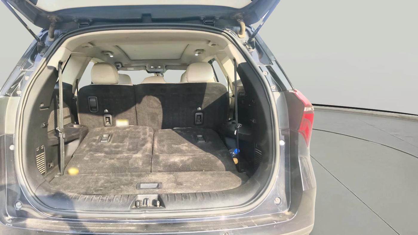 2022 Mahindra XUV700 AX 7 LUXURY D AT 7 STR, Diesel, Automatic, 1,25,855 km, exterior