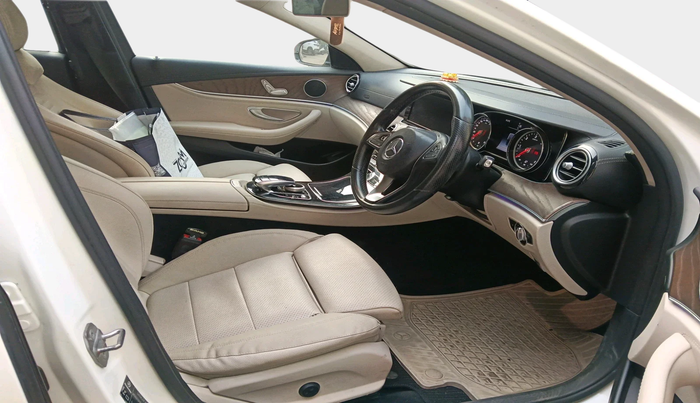 2018 Mercedes Benz E Class E 220 D, Diesel, Automatic, 51,429 km, interior
