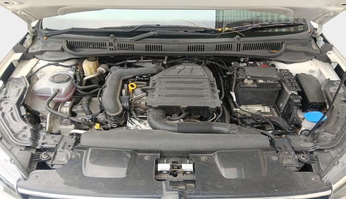 2024 Volkswagen VIRTUS TOPLINE TSI 1.0 AT, Petrol, Automatic, 5,400 km, exterior