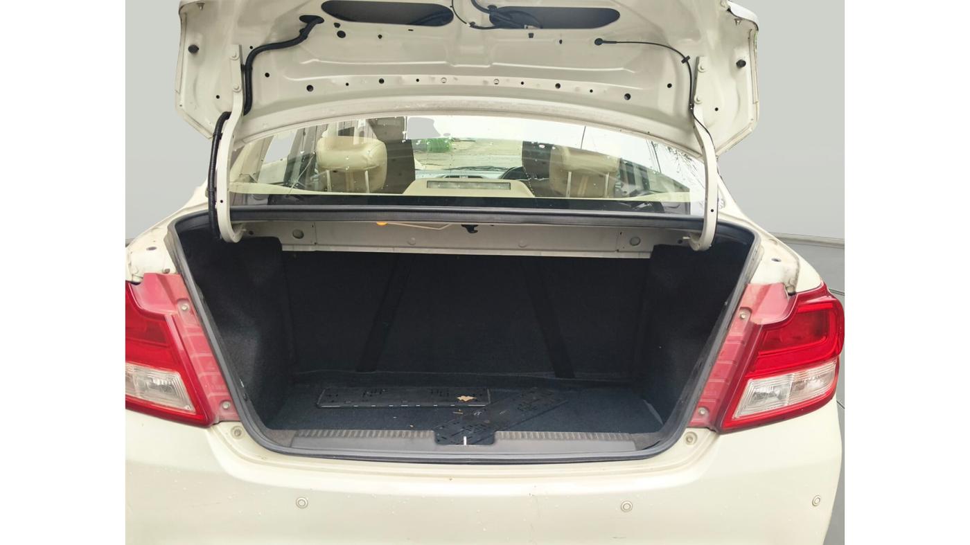 2017 Maruti Dzire VXI, Petrol, Manual, 49,895 km, exterior