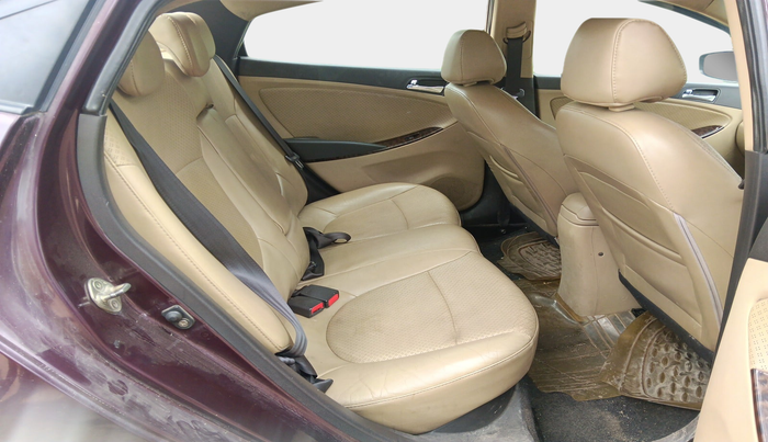 2011 Hyundai Verna FLUIDIC 1.6 CRDI SX OPT, Diesel, Manual, 77,148 km, interior