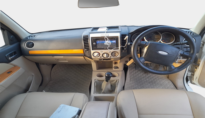 2012 Ford Endeavour 2.5L 4X2 MT, Diesel, Manual, 93,749 km, interior