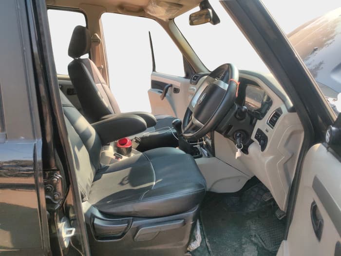 2022 Mahindra Scorpio S11 2WD, Diesel, Manual, 27,074 km, interior