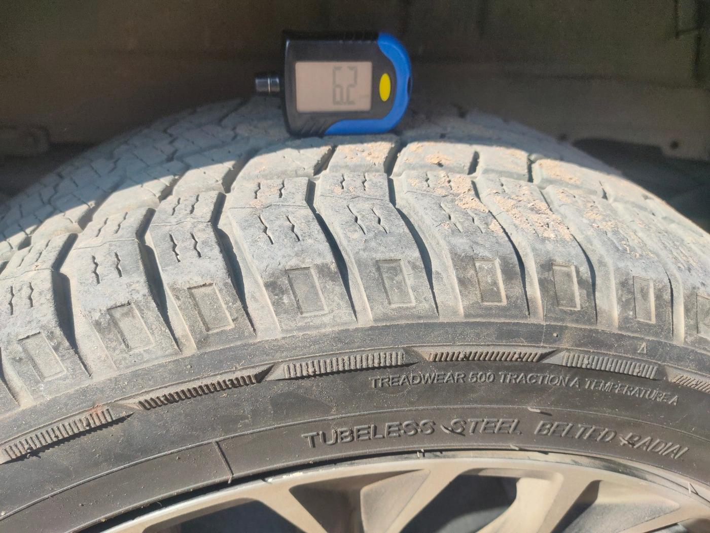 2022 Mahindra Scorpio S11 2WD, Diesel, Manual, 27,074 km, tyre