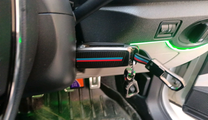 2022 Skoda KUSHAQ ACTIVE 1.0L TSI MT, Petrol, Manual, 31,137 km, interior