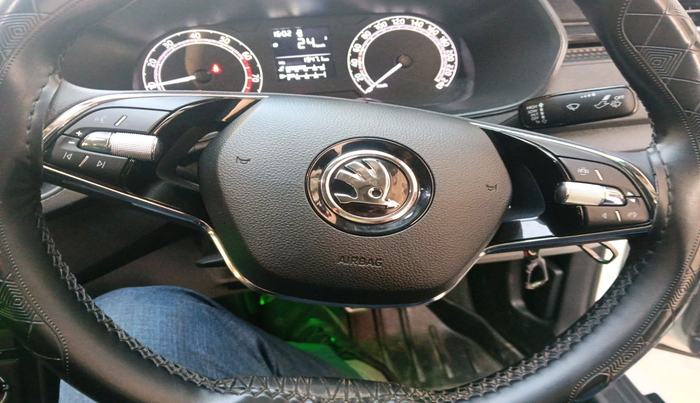 2022 Skoda KUSHAQ ACTIVE 1.0L TSI MT, Petrol, Manual, 31,137 km, interior