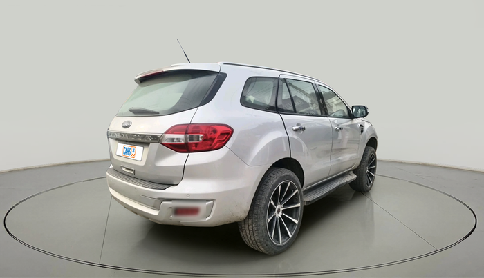 2016 Ford Endeavour TREND 2.2 4X2 AT, Diesel, Automatic, 93,190 km, exterior