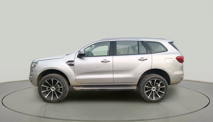 2016 Ford Endeavour TREND 2.2 4X2 AT, Diesel, Automatic, 93,190 km, exterior