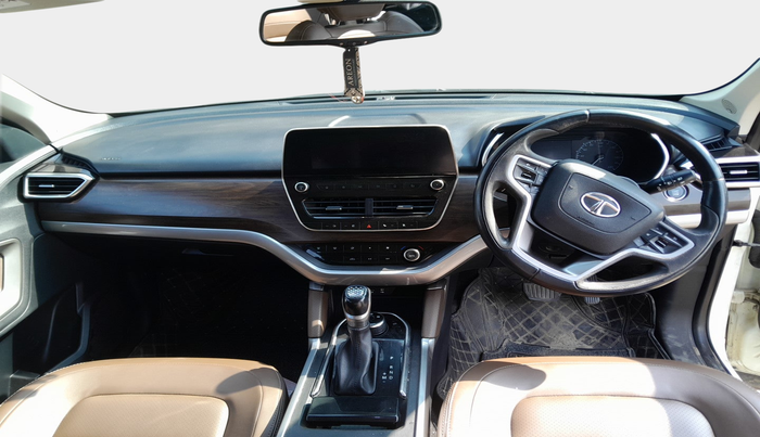2021 Tata Harrier XZA PLUS 2.0L DUAL TONE, Diesel, Automatic, 98,282 km, interior