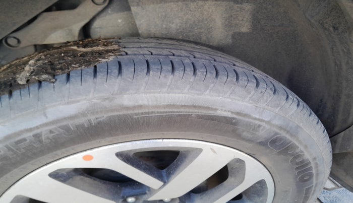 2021 Tata Harrier XZA PLUS 2.0L DUAL TONE, Diesel, Automatic, 98,282 km, tyre