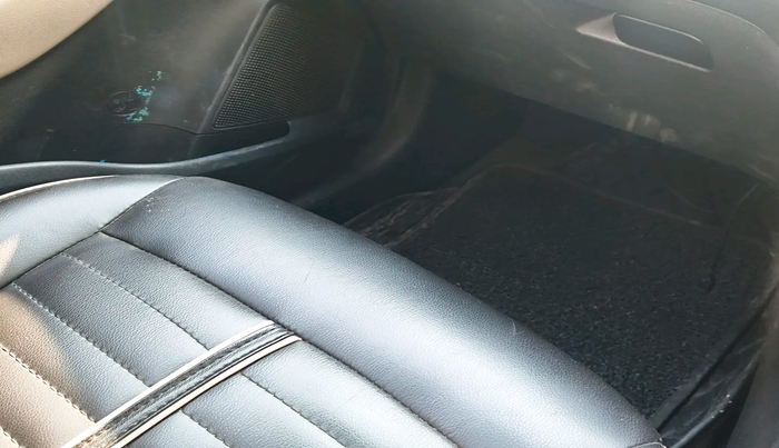 2017 Hyundai Elite i20 ASTA 1.2, Petrol, Manual, 1,75,030 km, interior