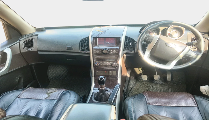 2012 Mahindra XUV500 W8, Diesel, Manual, 1,37,758 km, interior