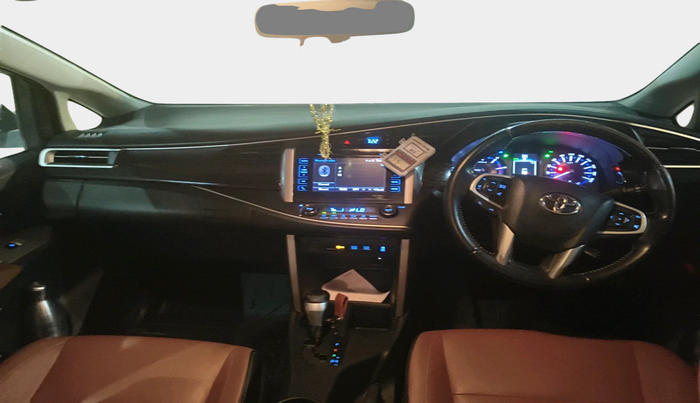 2017 Toyota Innova Crysta 2.8 ZX AT 7 STR, Diesel, Automatic, 1,24,023 km, interior