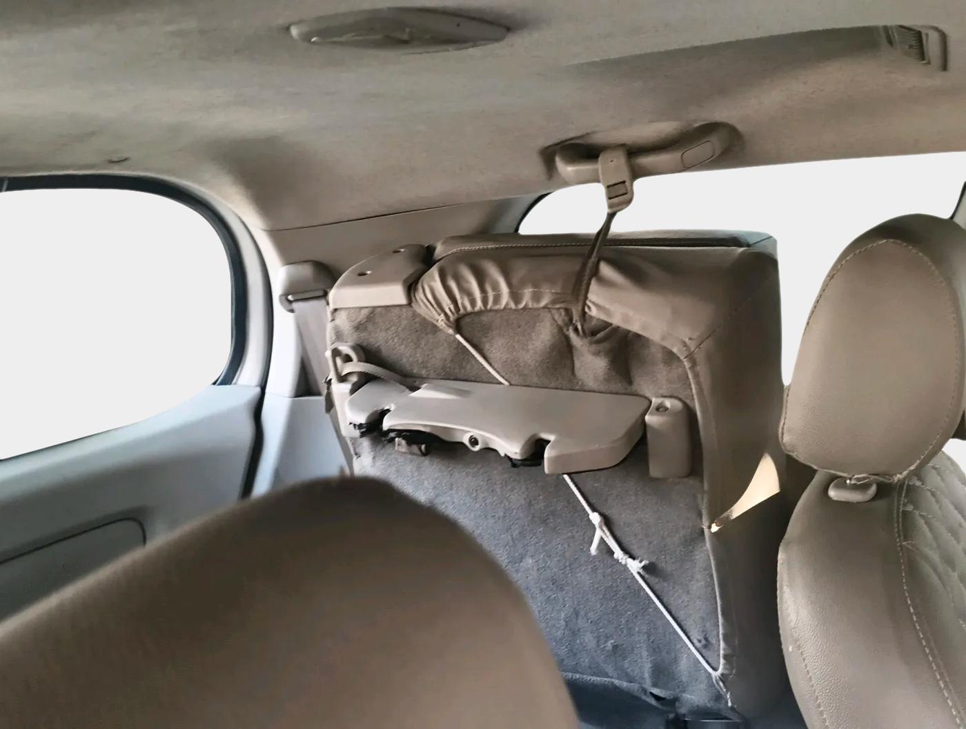 2014 Toyota Innova 2.5 GX 7 STR, Diesel, Manual, 1,41,000 km, interior