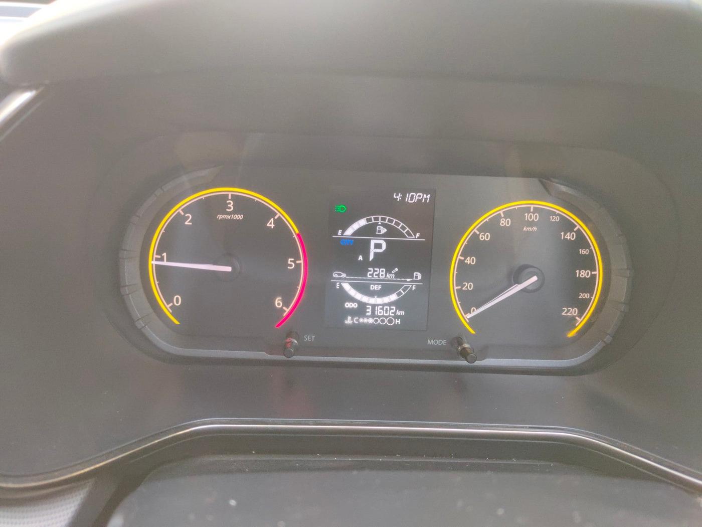 2023 Tata Harrier XTA PLUS 2.0L KRYOTEC DARK EDITION, Diesel, Automatic, 31,602 km, interior
