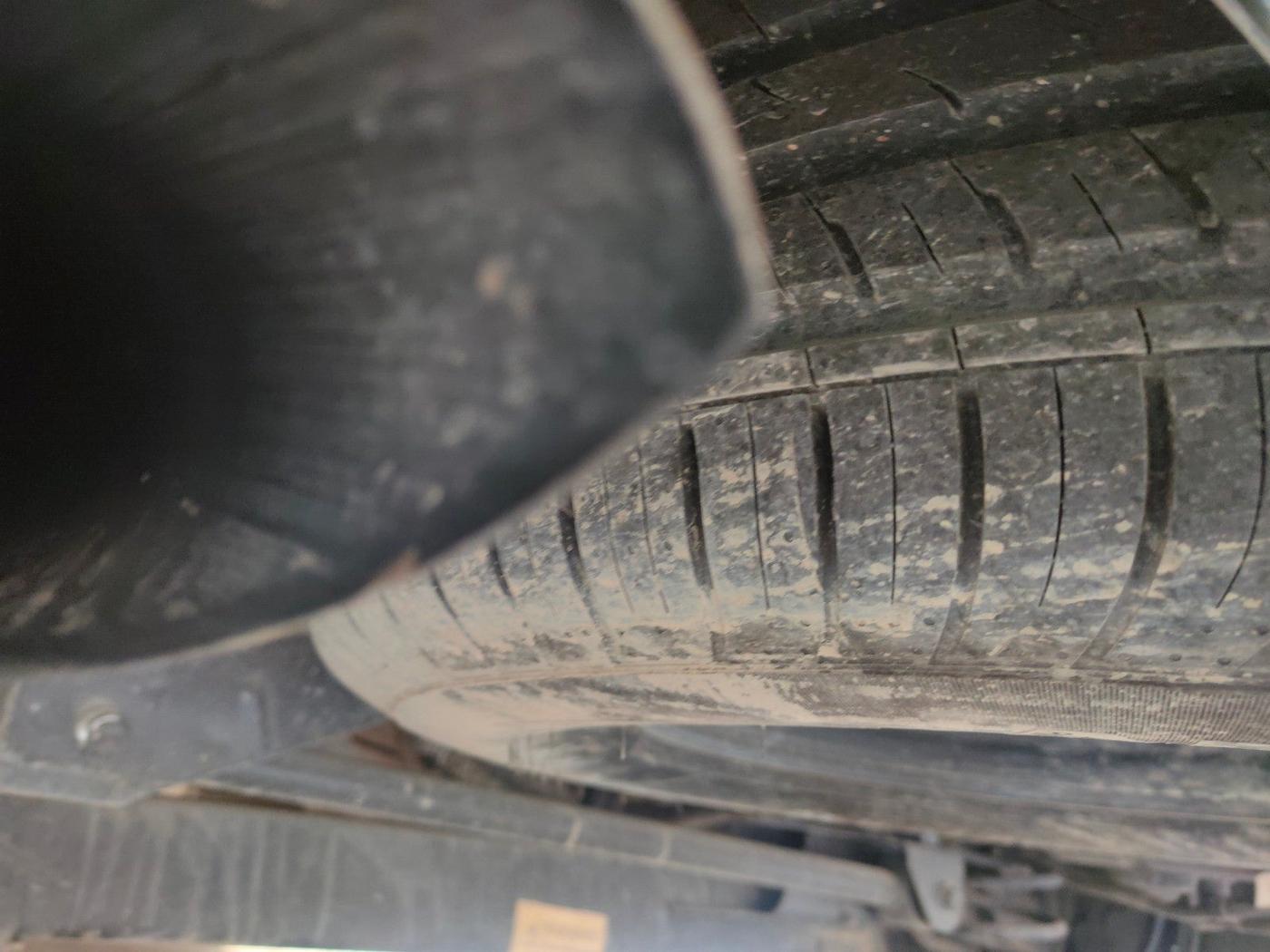 2023 Tata Harrier XTA PLUS 2.0L KRYOTEC DARK EDITION, Diesel, Automatic, 31,602 km, tyre