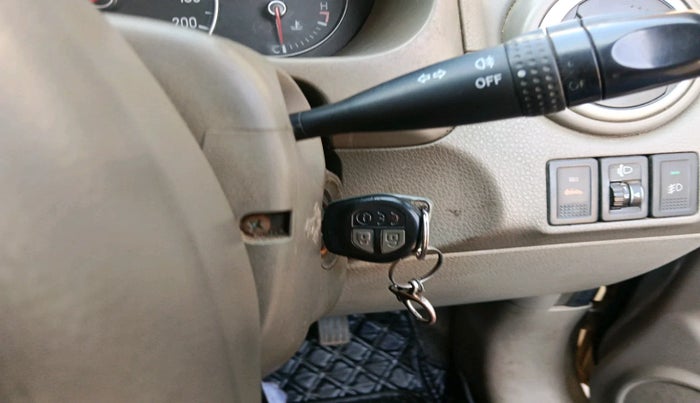 2011 Maruti SX4 ZDI, Diesel, Manual, 1,20,625 km, interior