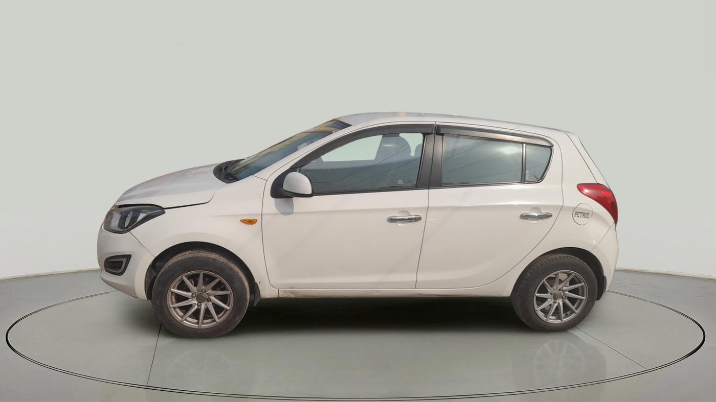 2012 Hyundai i20 MAGNA 1.2, Petrol, Manual, 1,35,894 km, exterior