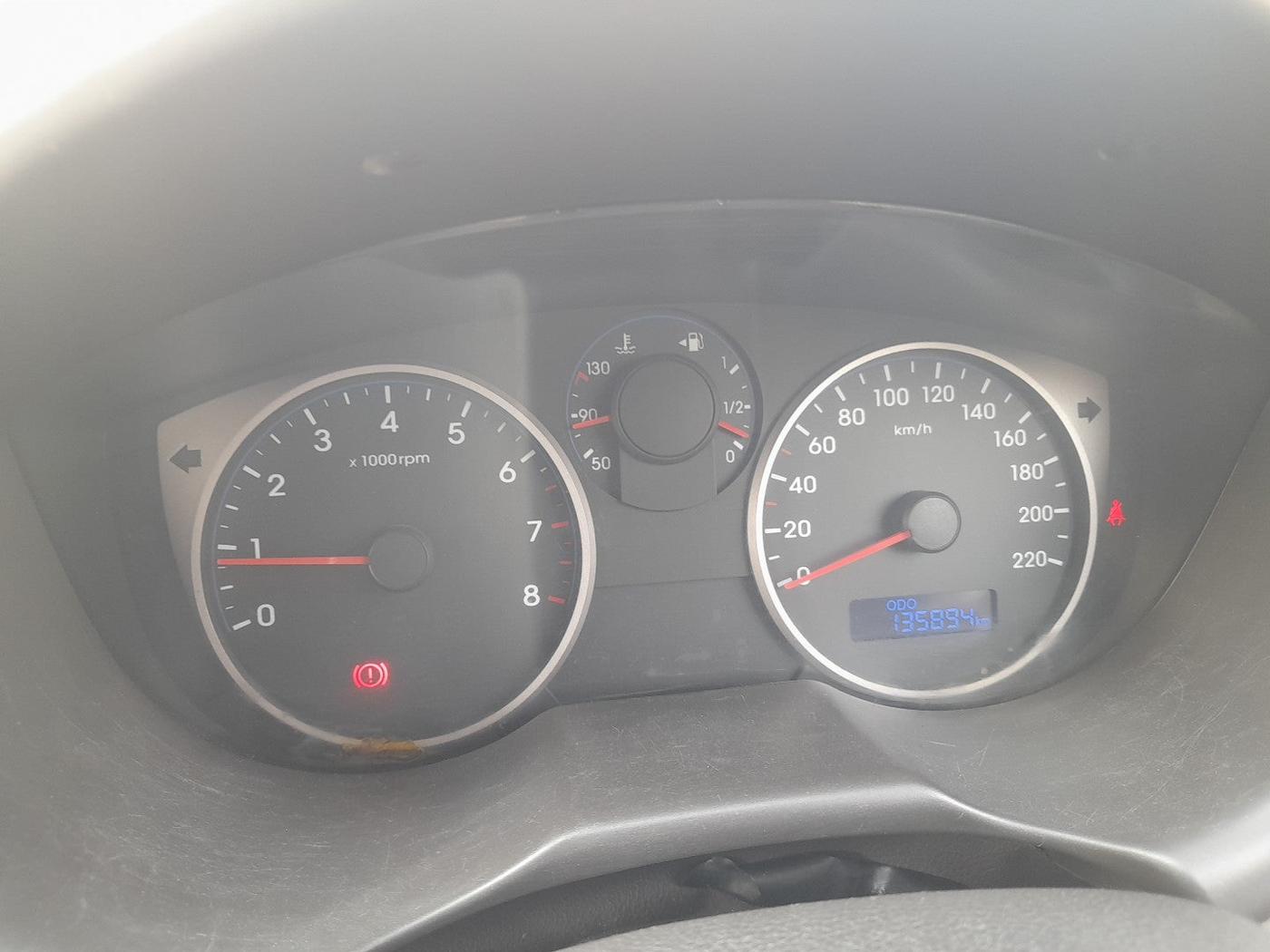2012 Hyundai i20 MAGNA 1.2, Petrol, Manual, 1,35,894 km, interior