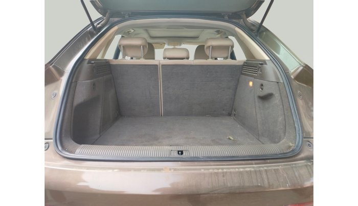 2013 Audi Q3 2.0 TDI QUATTRO, Diesel, Automatic, 1,69,076 km, exterior