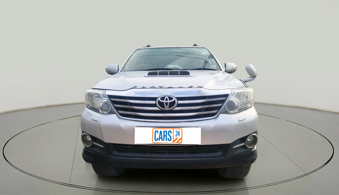 2013 Toyota Fortuner 3.0 4X2 AT, Diesel, Automatic, 1,50,873 km, exterior